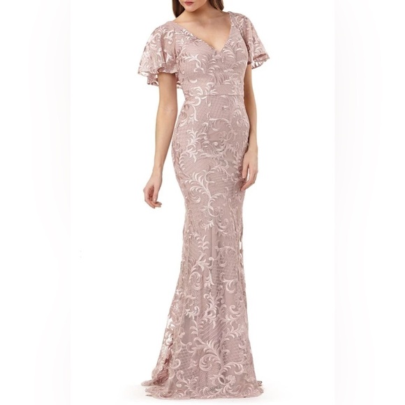 Carmen Marc Valvo Dresses & Skirts - NWT Carmen Marc Valvo Infusion DUSTY ROSE Embroidered Flutter Sleeve Gown Size 6